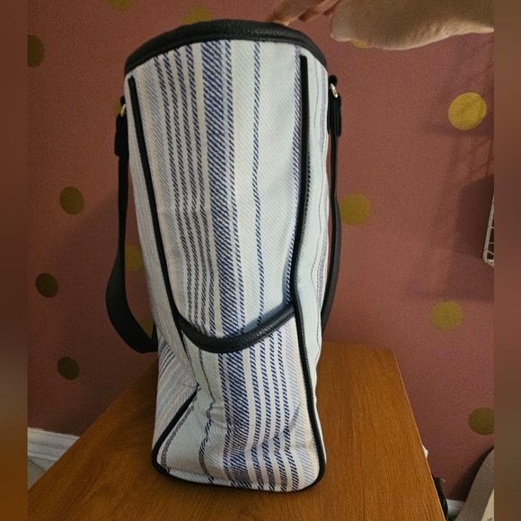 Thirty-one Cindy Tote - Boardwalk Stripe - Picture 2 of 8